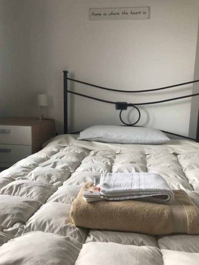 Myroom Guest House แบร์กาโม ภายนอก รูปภาพ